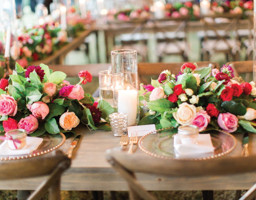 Outdoor Garden Wedding Walkthrough with Stems of Dallas