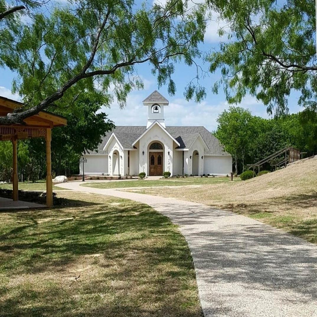 Bella Woods Wedding &amp; Event Center Brides of North Texas